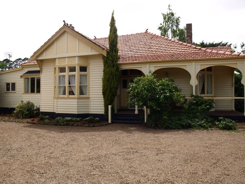 7940 Hamilton Highway, Hamilton VIC 3300