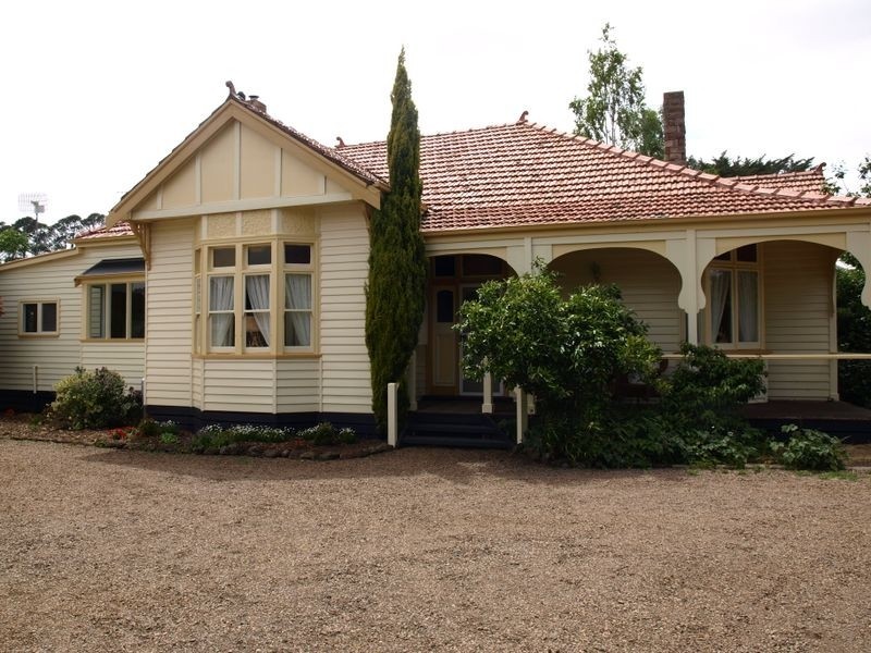 7940 Hamilton Highway, Hamilton VIC 3300