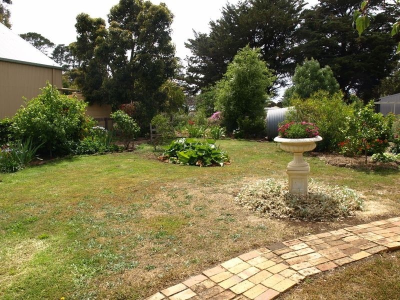 7940 Hamilton Highway, Hamilton VIC 3300
