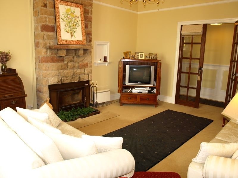 7940 Hamilton Highway, Hamilton VIC 3300