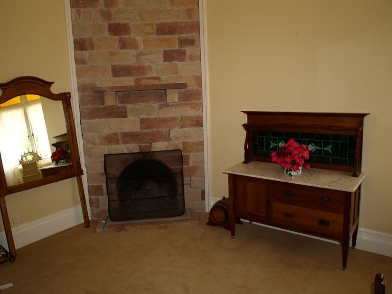 7940 Hamilton Highway, Hamilton VIC 3300