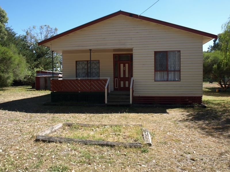 12 Queens Street, Framlingham VIC 3265