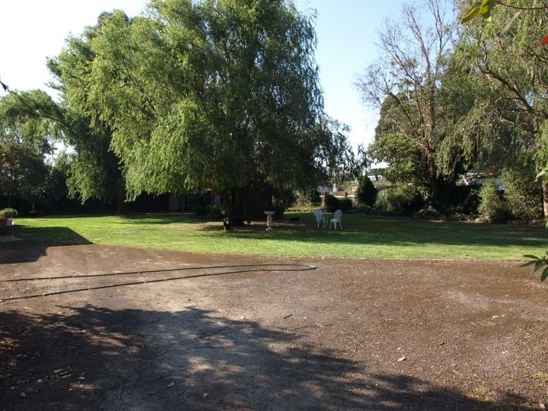 50 Manifold Street (Woolsthorpe Store), Warrnambool VIC 3280