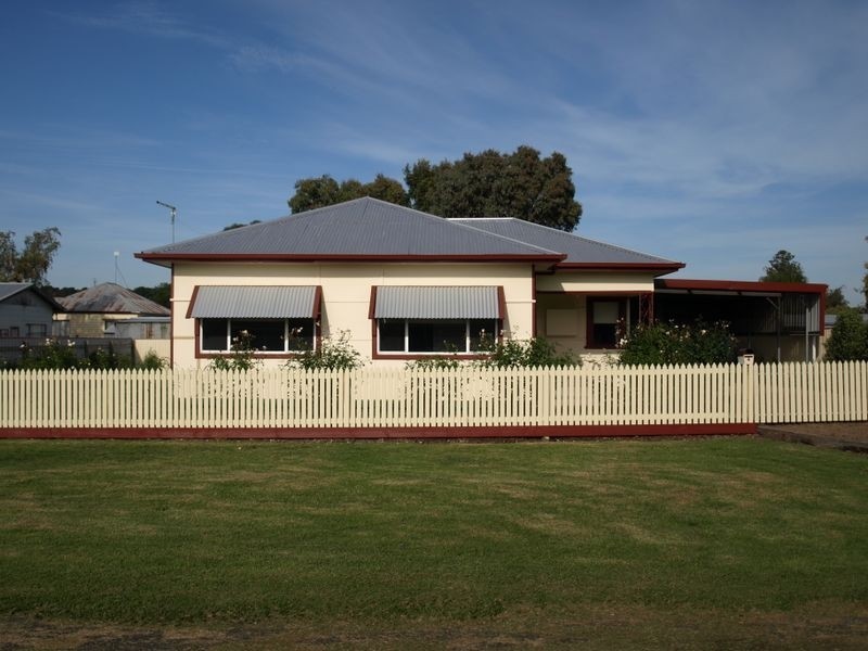 4 Laing Street, Terang VIC 3264