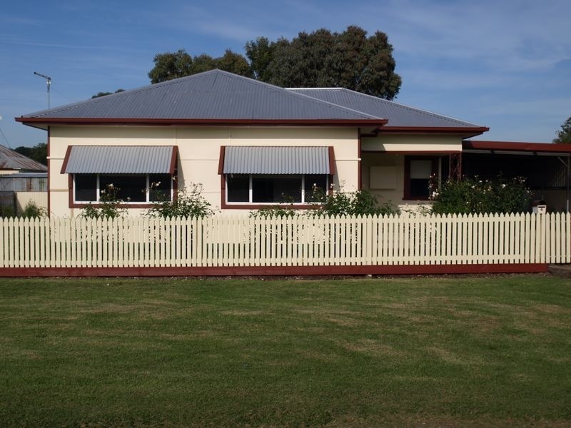 4 Laing Street, Terang VIC 3264