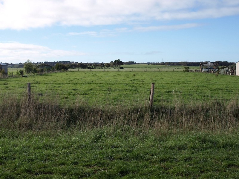 9 Scotts Road, Crossley VIC 3283