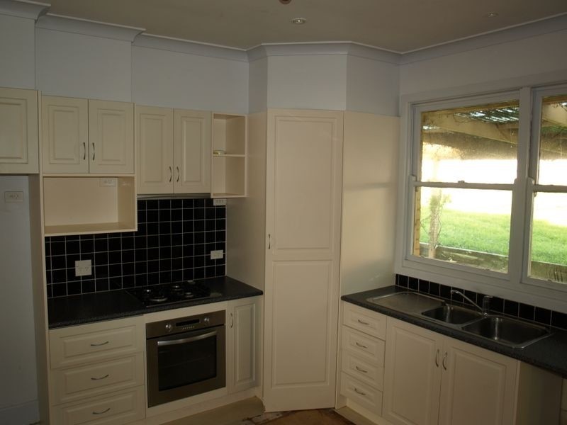 37 Fitzroy Road, Warrnambool VIC 3280