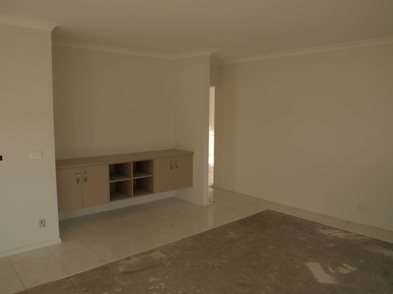 12 Normanby Street, Hamilton VIC 3300