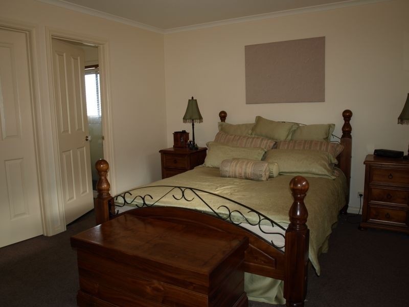 14 Gateway Road, Warrnambool VIC 3280