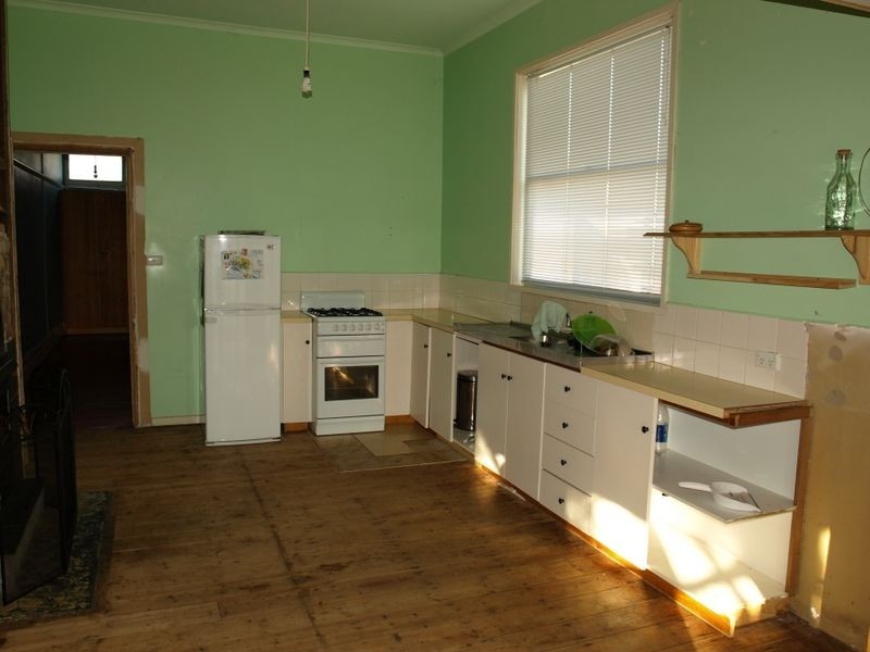 63 Bell Street, Hamilton VIC 3300