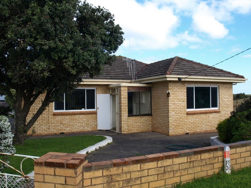 61 McMeekin Road, Warrnambool VIC 3280