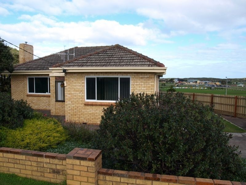 61 McMeekin Road, Warrnambool VIC 3280