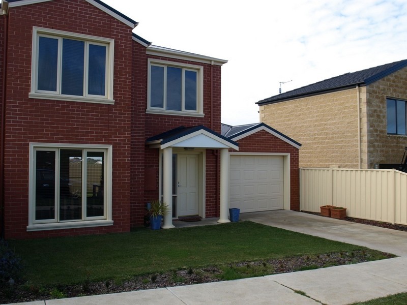 4 Napthine Tce, Warrnambool VIC 3280