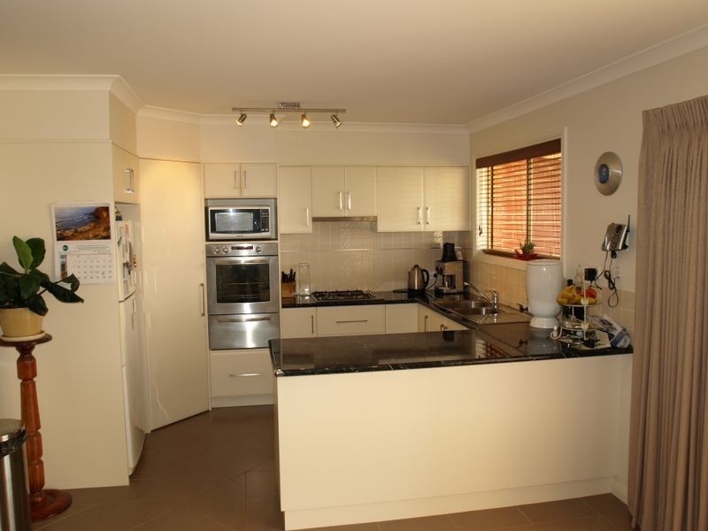 4 Napthine Tce, Warrnambool VIC 3280