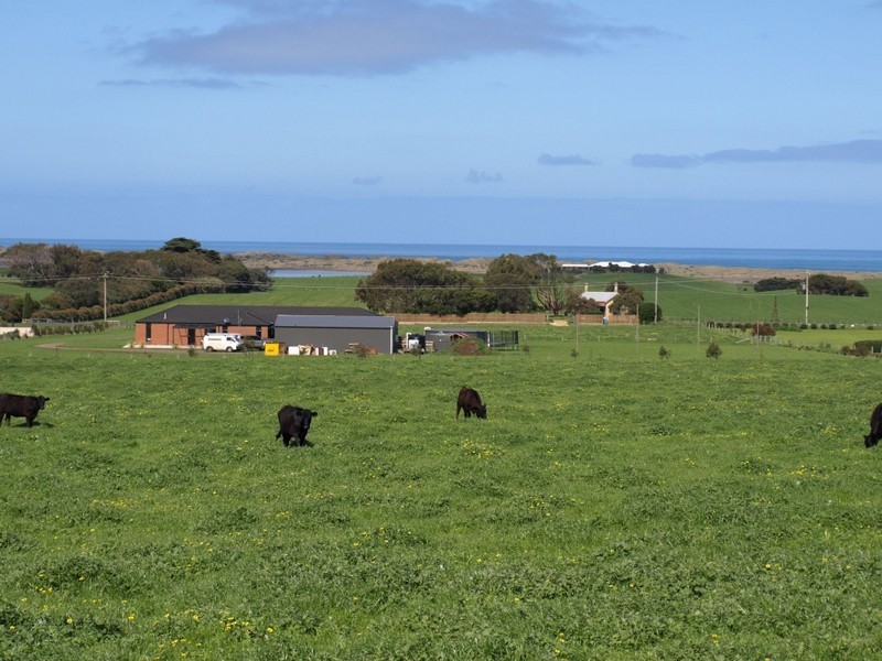 18 Douglas Lane, Illowa VIC 3282