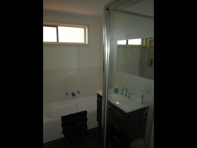 35 Fairfax Avenue, Warrnambool VIC 3280