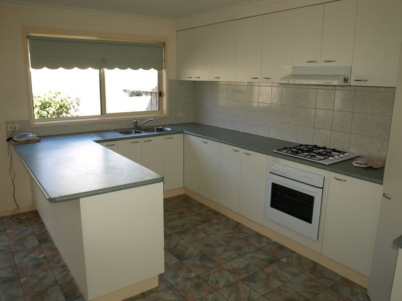 2/13 Margarets Lane, Warrnambool VIC 3280