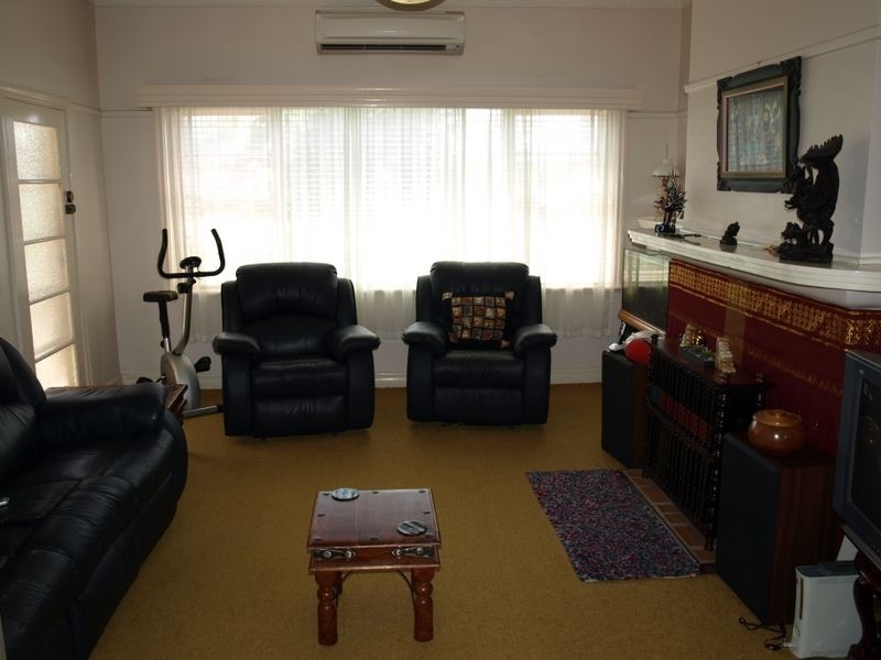 13 Webster Street, Mortlake VIC 3272