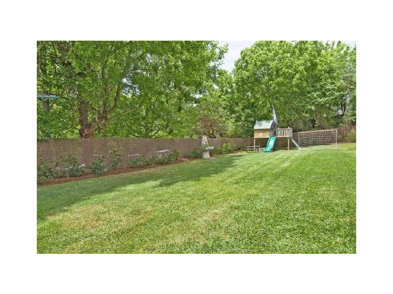 93 Memorial Avenue (cul-de-sac end), St Ives NSW 2075