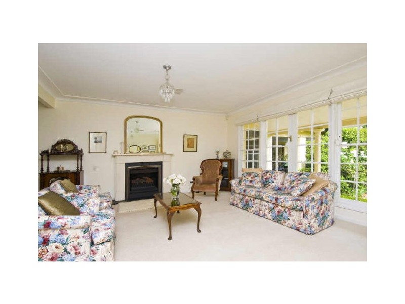 6 Moonah Close, St Ives NSW 2075