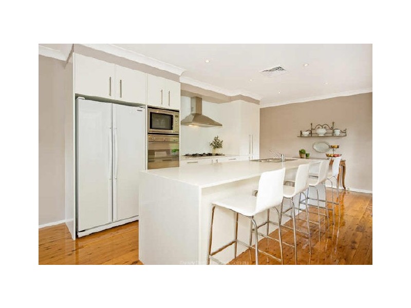 1 Oxley Avenue, St Ives NSW 2075