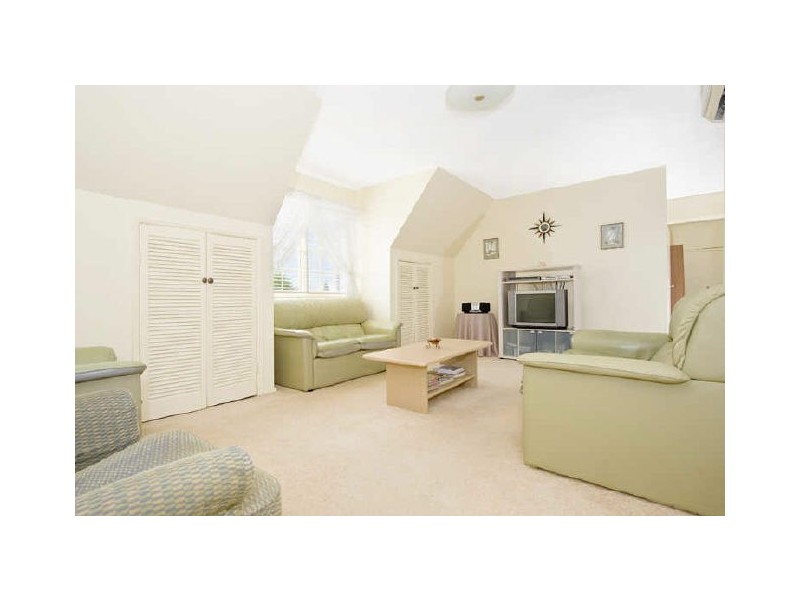 2 Toolang Road, St Ives NSW 2075