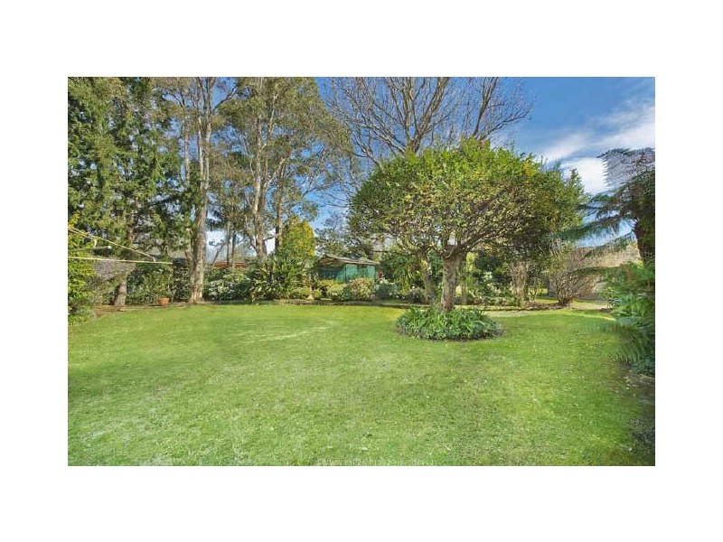 2 Toolang Road, St Ives NSW 2075