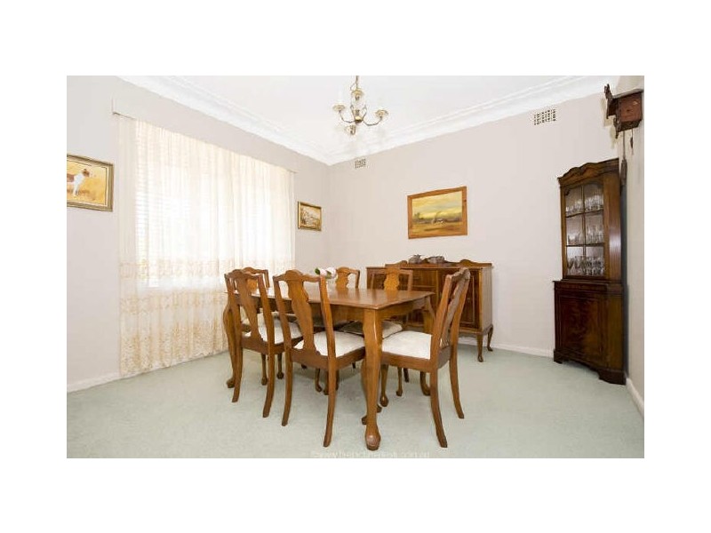 2 Toolang Road, St Ives NSW 2075