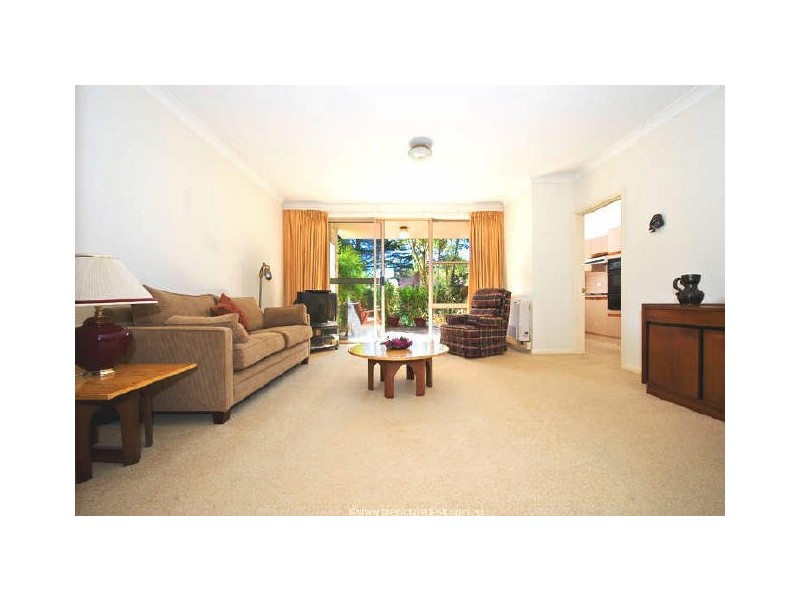 8/2-8 Kitchener Street, St Ives NSW 2075