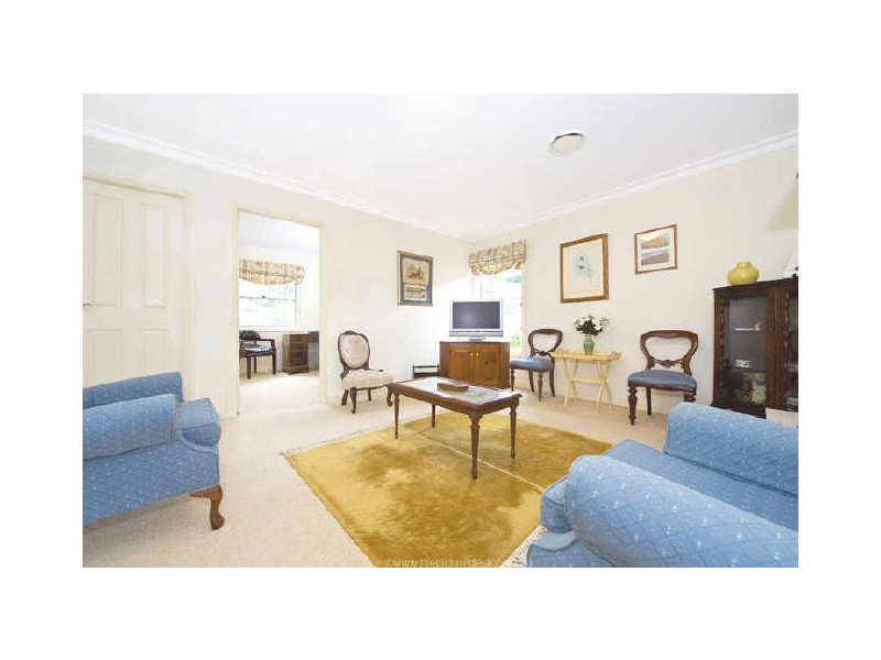 Townhouse 5/8 Shinfield Avenue, St Ives NSW 2075