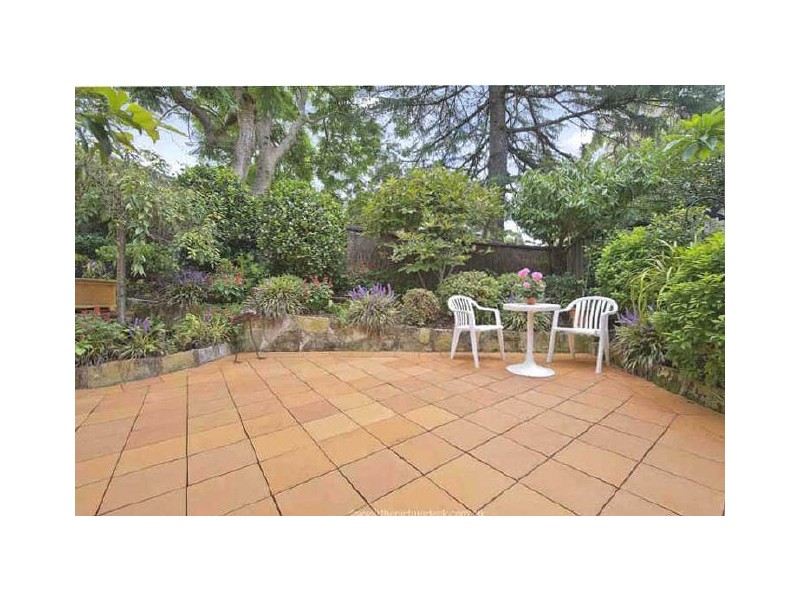 T’hse 2/8 Shinfield Avenue, St Ives NSW 2075