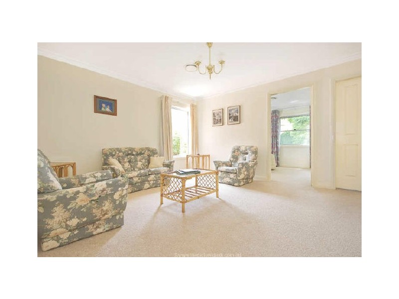 T’hse 2/8 Shinfield Avenue, St Ives NSW 2075