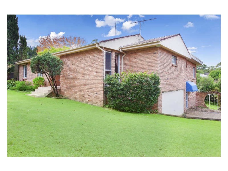 1 Lucia Avenue, St Ives NSW 2075