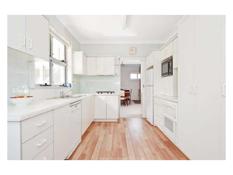 1 Lucia Avenue, St Ives NSW 2075