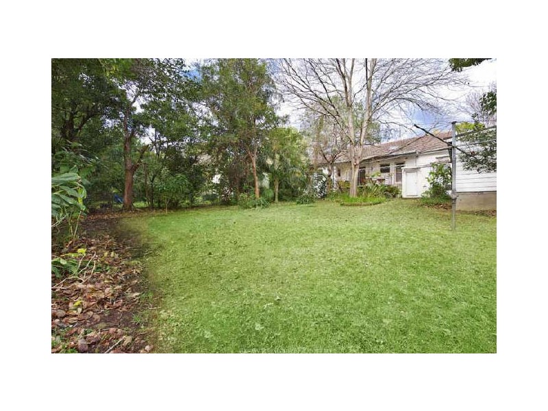 2 Avalon Street, Turramurra NSW 2074