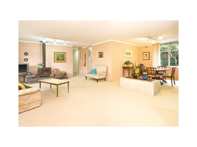 27 Collins Road, St Ives NSW 2075