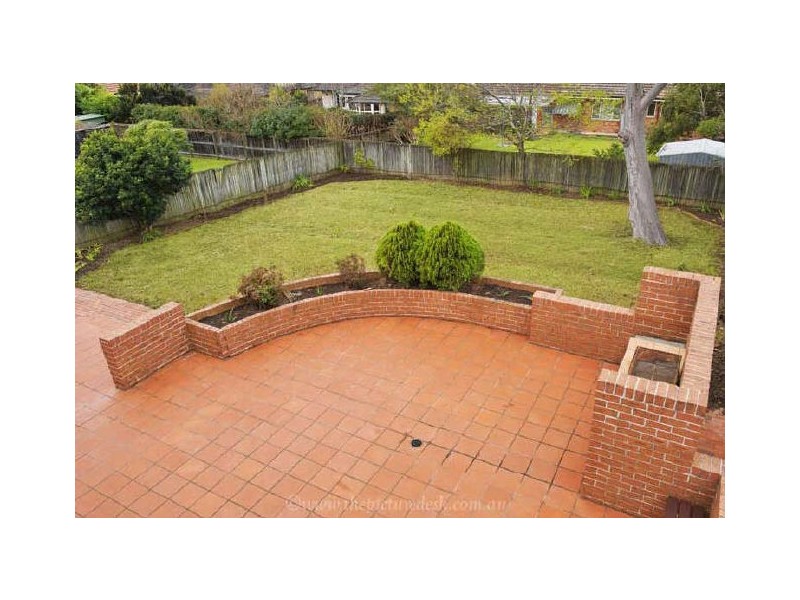 27 Memorial Avenue, St Ives NSW 2075