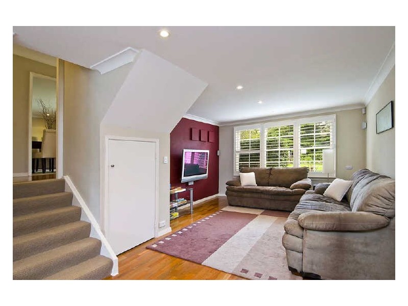 78 Woodbury Road (East Side), St Ives NSW 2075