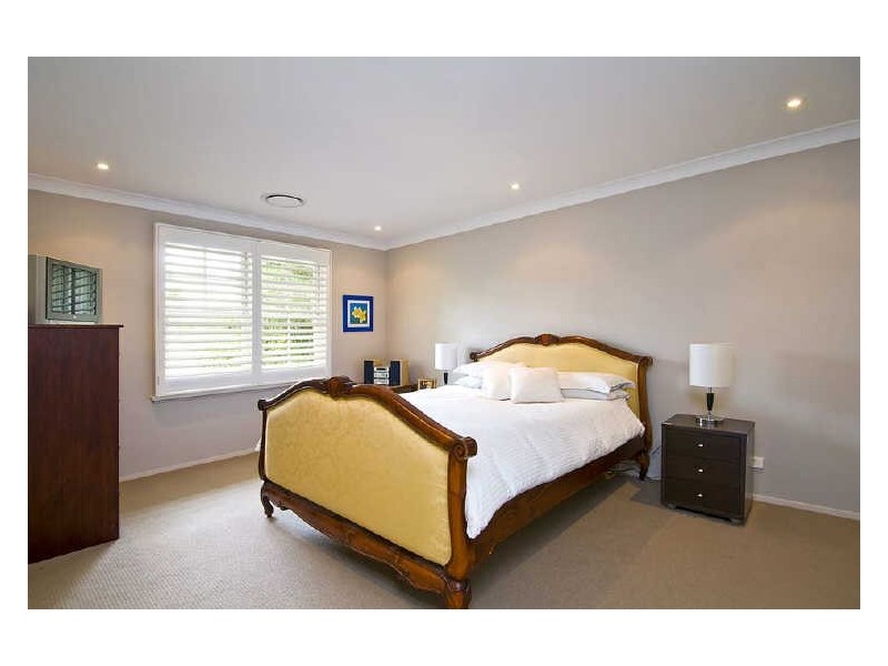 78 Woodbury Road (East Side), St Ives NSW 2075