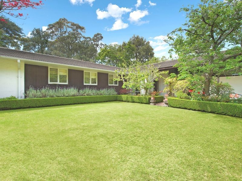 47 Benaroon Avenue, St Ives NSW 2075