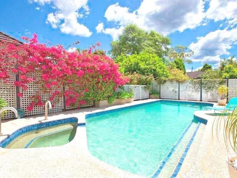 9 Marlborough Place, St Ives NSW 2075