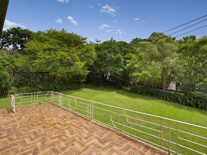 10 Riddles Lane, Pymble NSW 2073