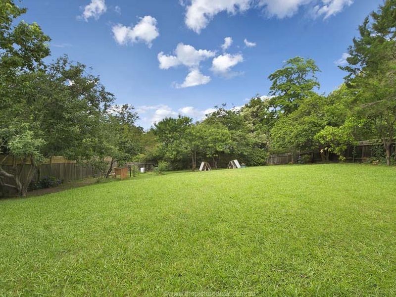 10 Riddles Lane, Pymble NSW 2073