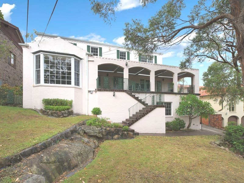 9 Cambourne Avenue, St Ives NSW 2075