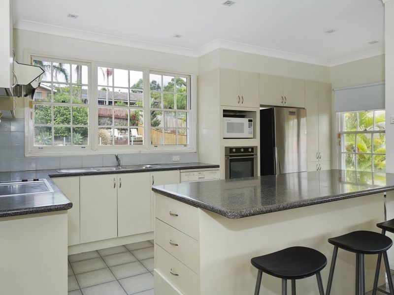 9 Cambourne Avenue, St Ives NSW 2075