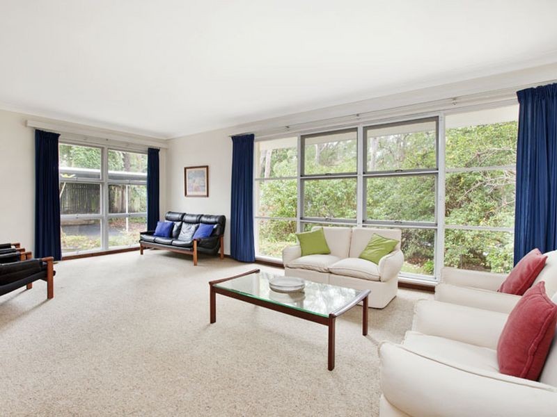 1 Pindari Avenue, St Ives NSW 2075