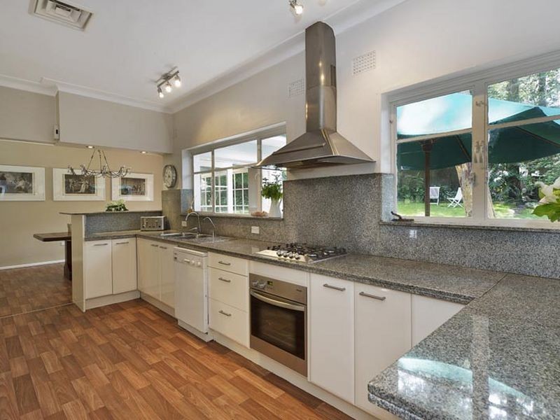 4 Pindari Avenue, St Ives NSW 2075