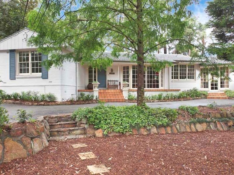 4 Pindari Avenue, St Ives NSW 2075