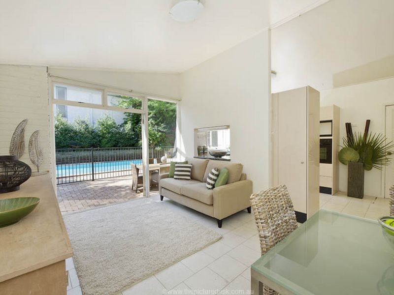 16 Dalrymple Crescent, Pymble NSW 2073