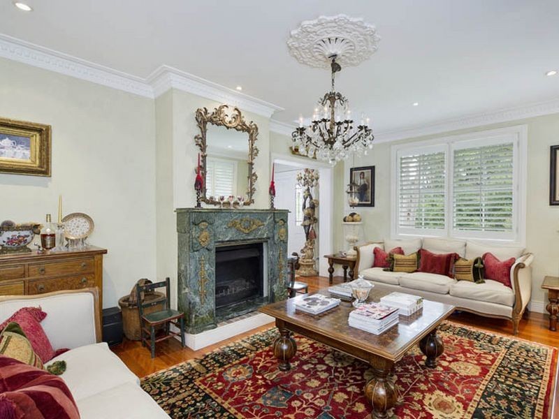 10 St Andrews Drive, Pymble NSW 2073